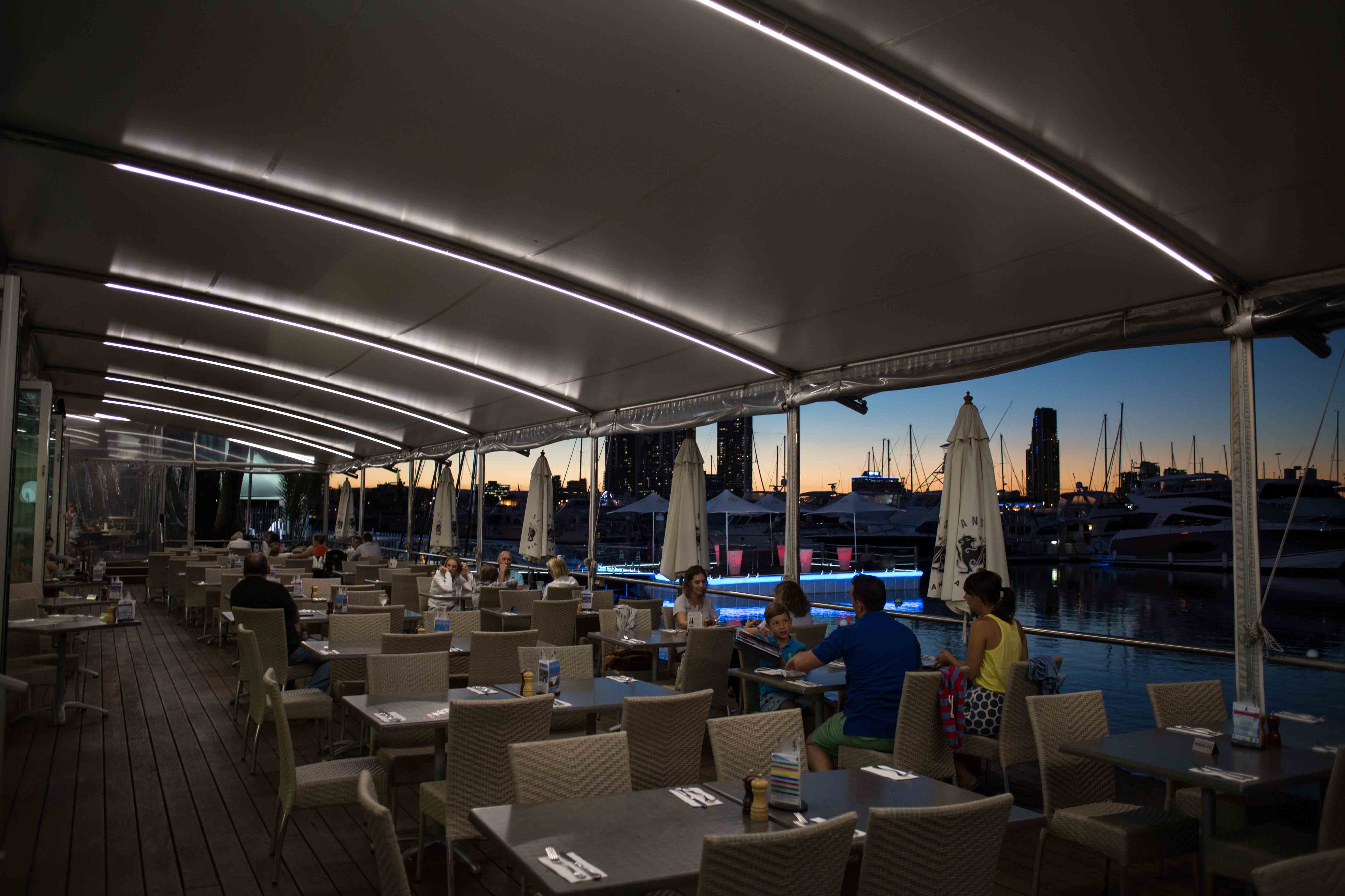 Waterscape Pontoon Bar - Southport Yacht Club