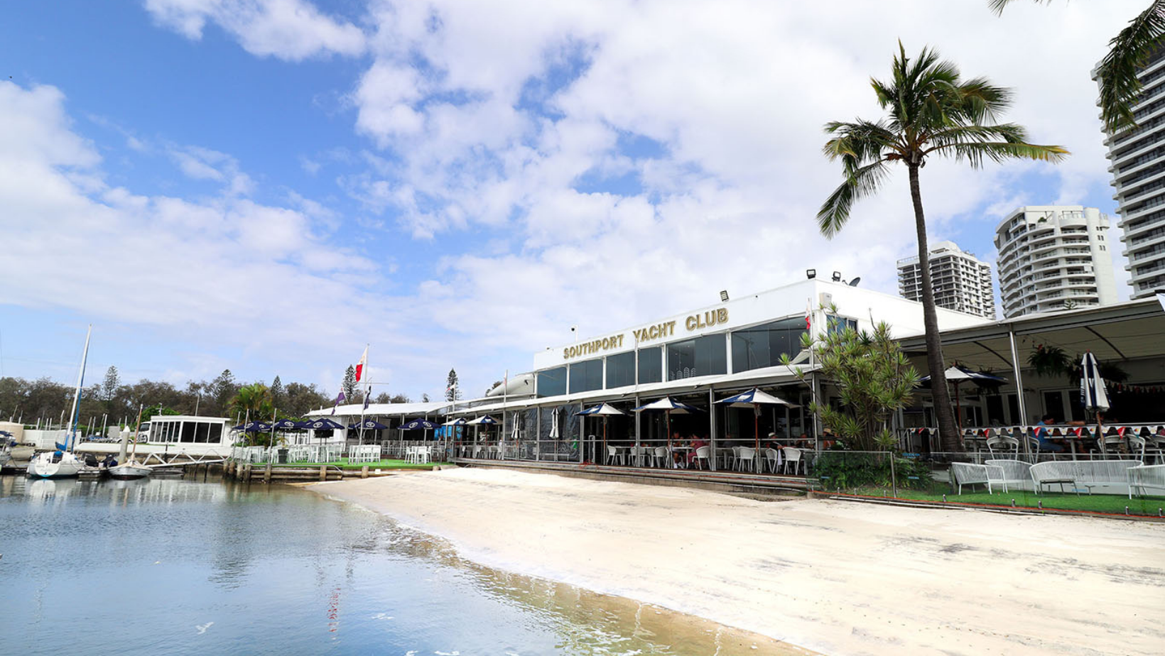 southport yacht club hours