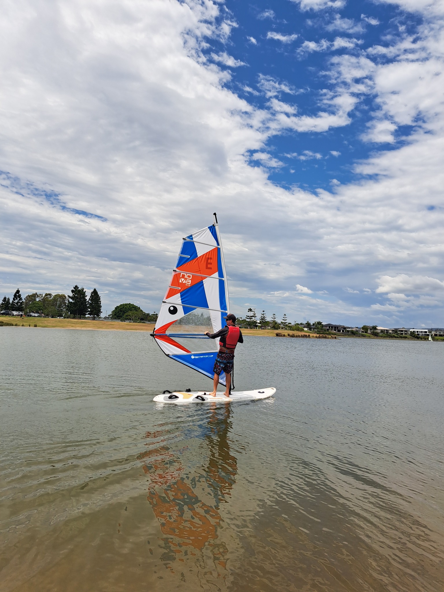 windsurf sailing yacht